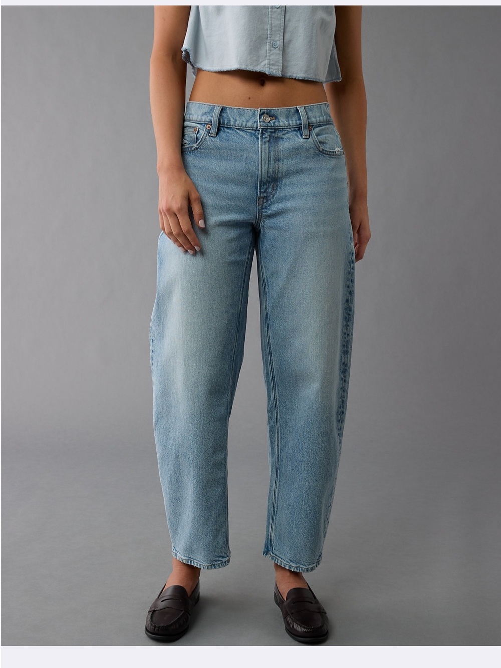 American eagle stretch barrel leg light wash high rise jeans
